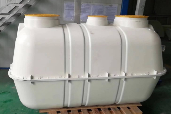 農村旱廁改造選擇低價格的玻璃鋼化糞池行嗎 農村旱廁改造選擇低價格的玻璃鋼化糞池行嗎